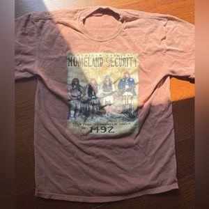 Vintage Gildan ‘Homeland Security’ tee